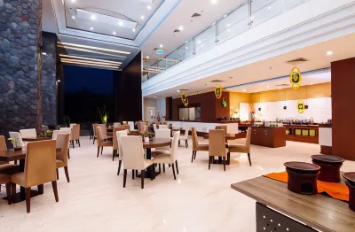 Ascent Premiere Hotel and Convention Hotel dekat Masjid Ibnu Sina