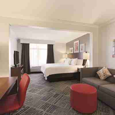 Radisson Hotel Dallas North-Addison Rooms