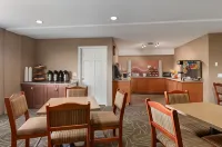 Days Inn & Suites by Wyndham Cochrane Hotels in Cochrane