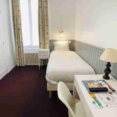 Cit'Hotel Le Volney Rooms