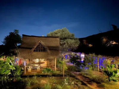 Time Travellers Hostel Hotel a 