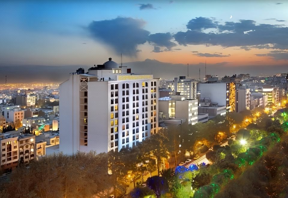 Espinas International Hotel