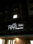 Rata Inn Boutique Hotel Các khách sạn ở Phra Phrom