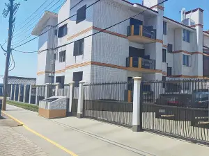Apartamento No condomínio Mediterranée- 3 Quadras do Mar- 1 dormitório em Capão Novo