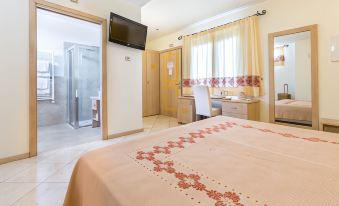 Hotel Domomea - Housity