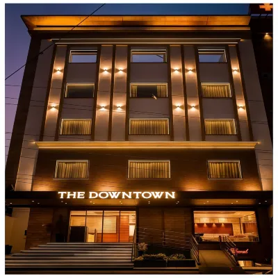 The Downtown Hôtels à : New Kanpur City