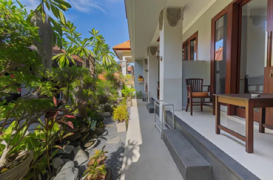 Donahome Отели рядом с достопримечательностью «Санур»