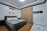 Grand Villa Laguna Hotels in Calauan