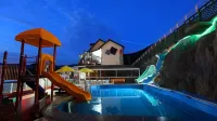 Cheongdo Oak Castle Pension