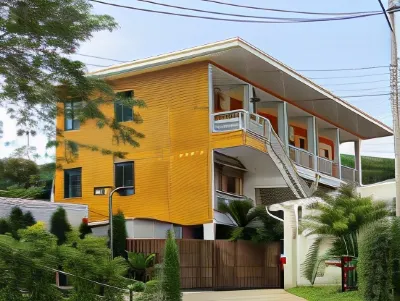 Resort At Lampang Hotel di Koh Kha