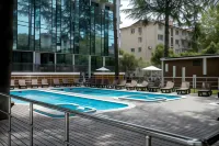 Mirror Family Hotel