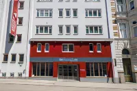 Austria Trend Hotel Anatol Wien Hotel dekat University of Applied Sciences Technikum Wien