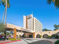 DoubleTree by Hilton Tucson- Reid Park Hotels near Centennial Hall