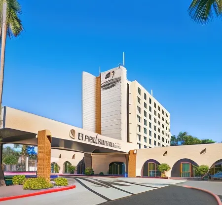 DoubleTree by Hilton Tucson- Reid Park