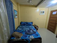 Queen's Room Rental 1