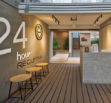 Lost Inn BKK Отели рядом с достопримечательностью «Пирс Kiak Kai»