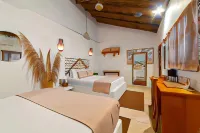 Vista Mare Beach House Hotels in Bocachica