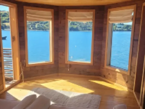 Alma Chilota Hotels in Castro