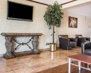 Quality Inn and Suites Middletown-Franklin Hotels in Middletown