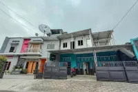 Villa Ghazani 4 at Desa Wisata Songgokerto Pujon 호텔