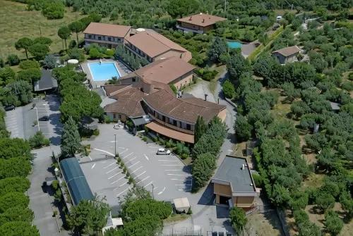 Hotel Ristorante Il Gabbiano فنادق في Magione