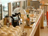 Thada Chateau Hotel