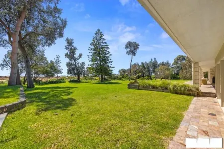 Cognac Beachfront Silverleaves CowesBeachfront property