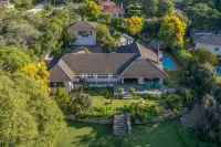 1 on Ross Hotels in Makana Local Municipality
