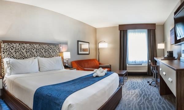 Holiday Inn Express Redwood City-Central by IHG