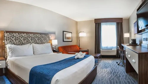 Holiday Inn Express Redwood City-Central Hotels in Woodside