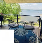 Cozy condo on Lake Hamilton with pool
