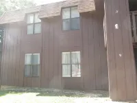 Ft. Rucker living this is a great place to come and relax with friends and famil