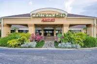 Courtyard Houston I-10 West/Energy Corridor Hotel dekat Full armor Firearms and Gun Range