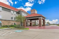 La Quinta Inn & Suites by Wyndham Bridge City