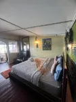 Glorilla Amphawa Riverside Hotels in Khao Yoi