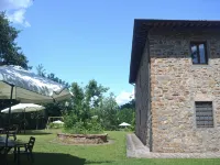 Pleasant Apartment with Swimming Pool Garden BBQ Parking