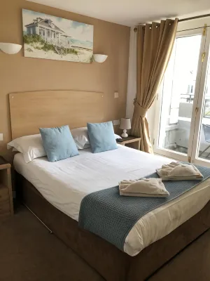 Royal Grosvenor Hotel - 2 звезды