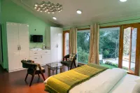 Orania Hotels in Nishat