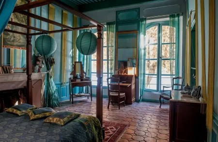 Demeure de Digoine "Chambre d'Hotes" Отели в г. Сен-Мартен-д'Ардеш