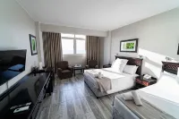 Gooderson Tropicana Hotel