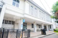 Griya Loka 2 Syariah Near Simpang Lima Mitra Reddoorz Hotels in Kecamatan Semarang Selatan