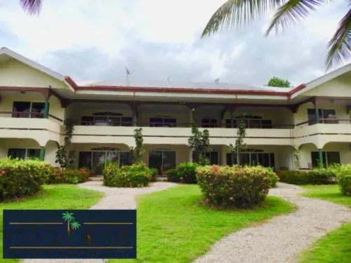 Cocomar Beachfront Hotel and Island Resort فنادق في Parrita