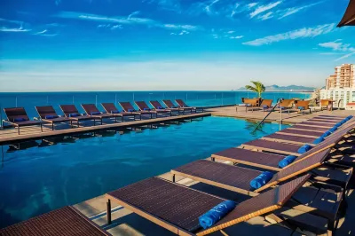 Windsor Oceanico Hotel Отели рядом с достопримечательностью «Riocentro»