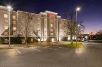 Hampton Inn & Suites Charlotte-Airport Các khách sạn ở Belmont