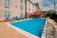 TownePlace Suites by Marriott Bloomington Отели в г. Ван Бурен Тауншип