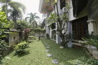 RedDoorz Syariah Near Gelora Delta Sidoarjo