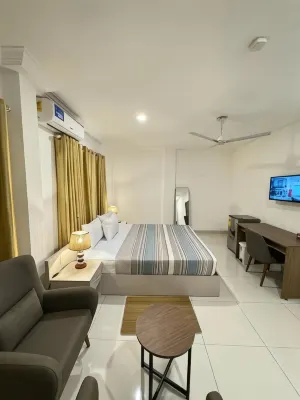 Barima Royal Hotel & Apartment Hotels in Kwabenya