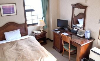 Aiwa No Mori Hotel