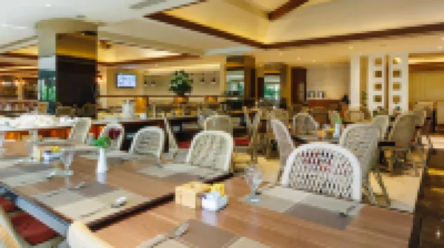 Elmi Hotel Hotels in Genteng