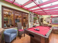 Charmante Ferienwohnung in Wismar Mit Garten